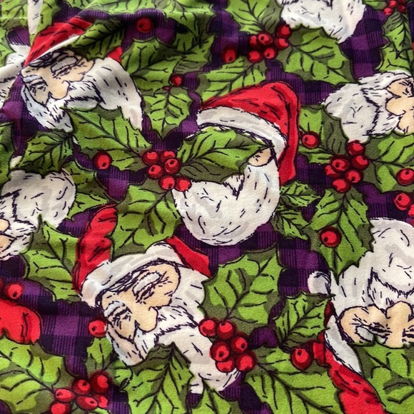 LulaRoe tc2 Santa leggings - Picture 2 of 2